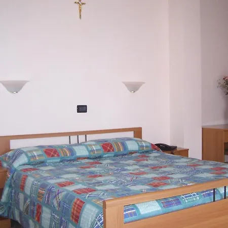 Bed and Breakfast Max Σαν Τζιοβάνι Ροτόντο